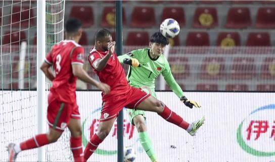 开云体育登录入口-【世预赛】后防漏洞送单刀 国足收官战0比2阿曼