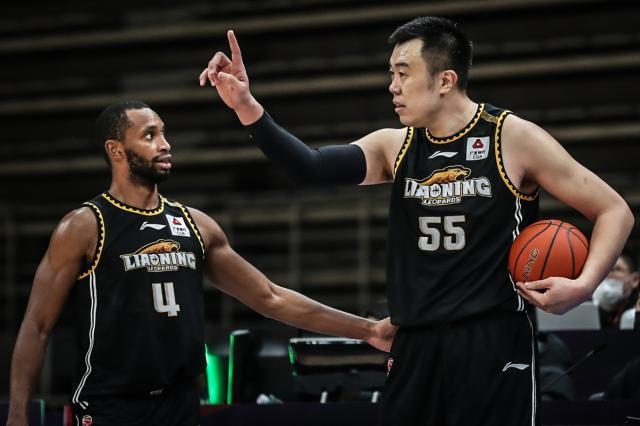 开云在哪里开户-复仇上海豪取五连胜!辽宁本阶段最佳一战稳住第一